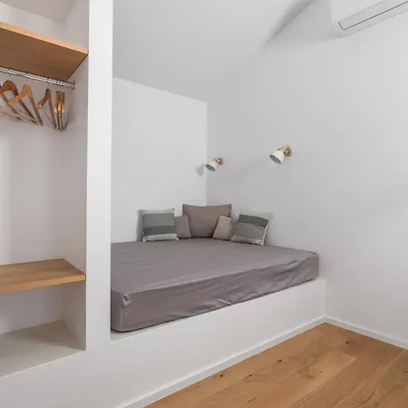 4 With Heated Pool Soline, Krk, 280 M From Beach, By 4villas Vila *