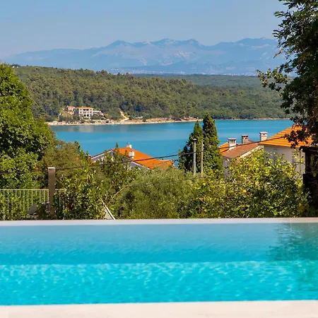 Vila 4 With Heated Pool Soline, Krk, 280 M From Beach, By 4villas Soline (Krk)