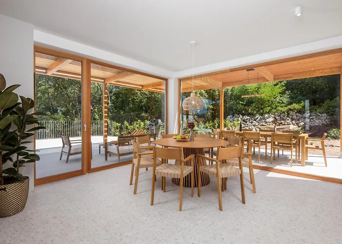 4 With Pool Soline, Krk, 280 M From Beach, By 4villas * Soline