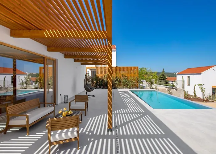 Vila 4 With Pool Soline, Krk, 280 M From Beach, By 4villas Soline (Krk)